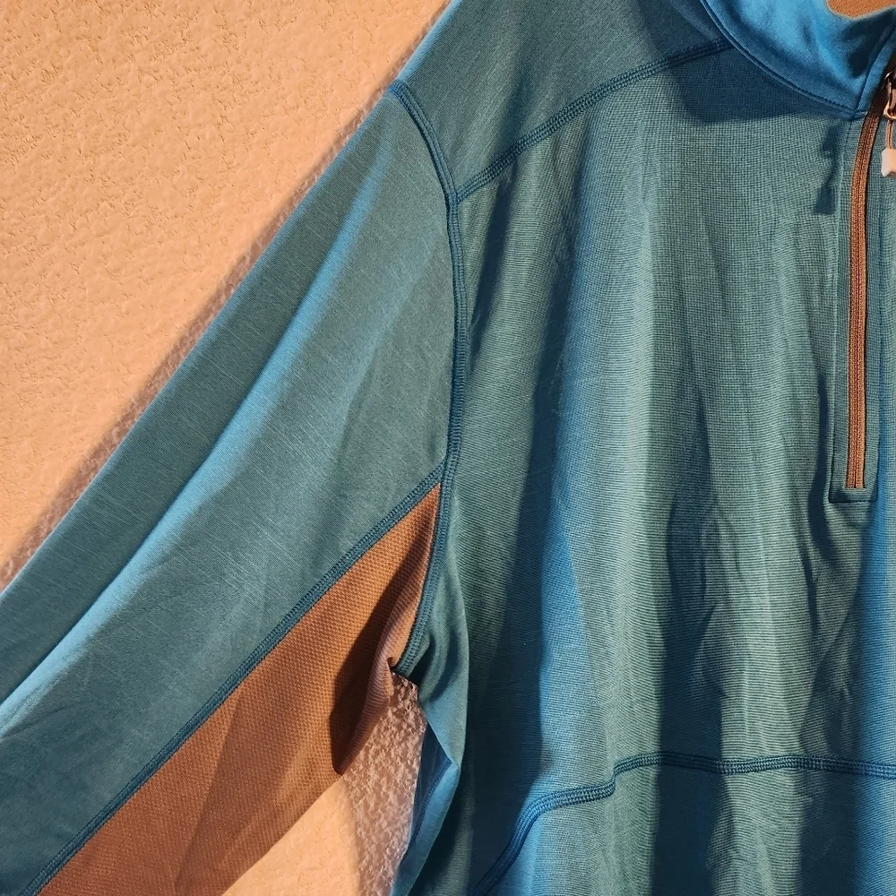 The North Face Men’s Blue 1/4 zip athletic long sleeve shirt size XL